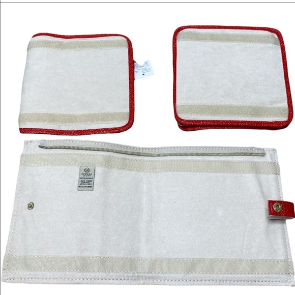 Kendra Scott The Zip Away Small Jewelry Organizer In Red Stingray NWT - Picture 7 of 10